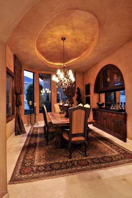 Dining 2