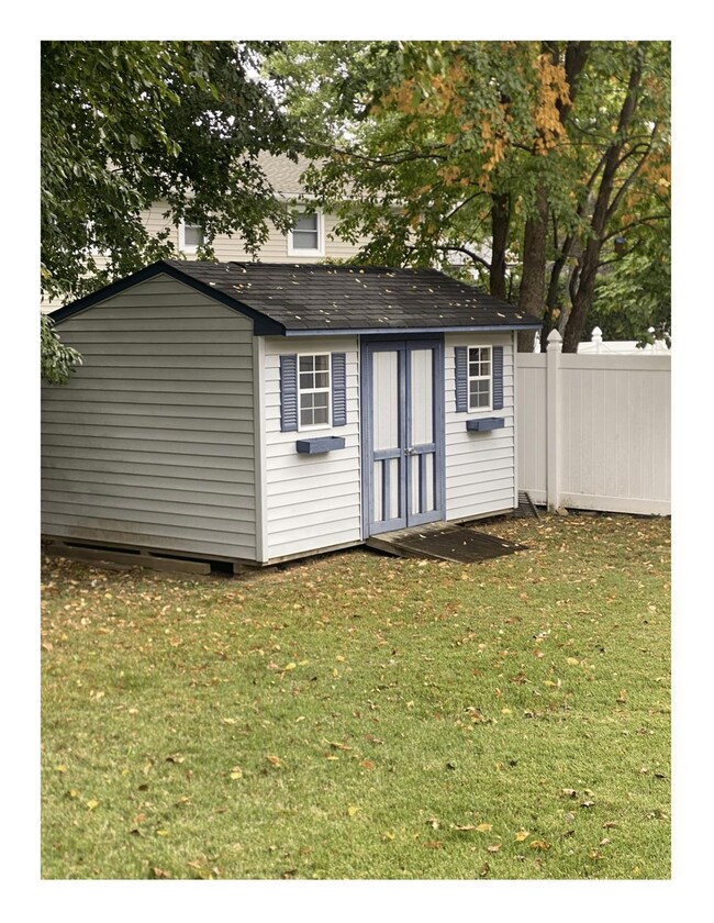 146 Mulberry Ln, Middlesex, NJ 08846 - photo 5