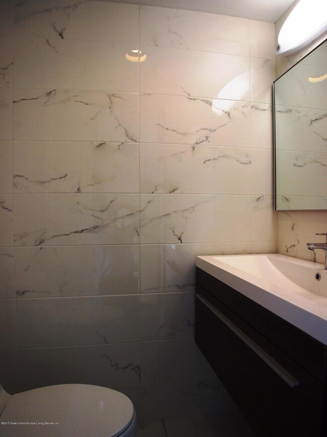 (5) Half Bath