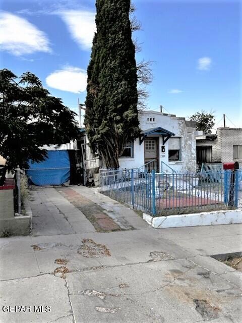 2517 San Jose Ave, El Paso, TX 79930 - photo 2