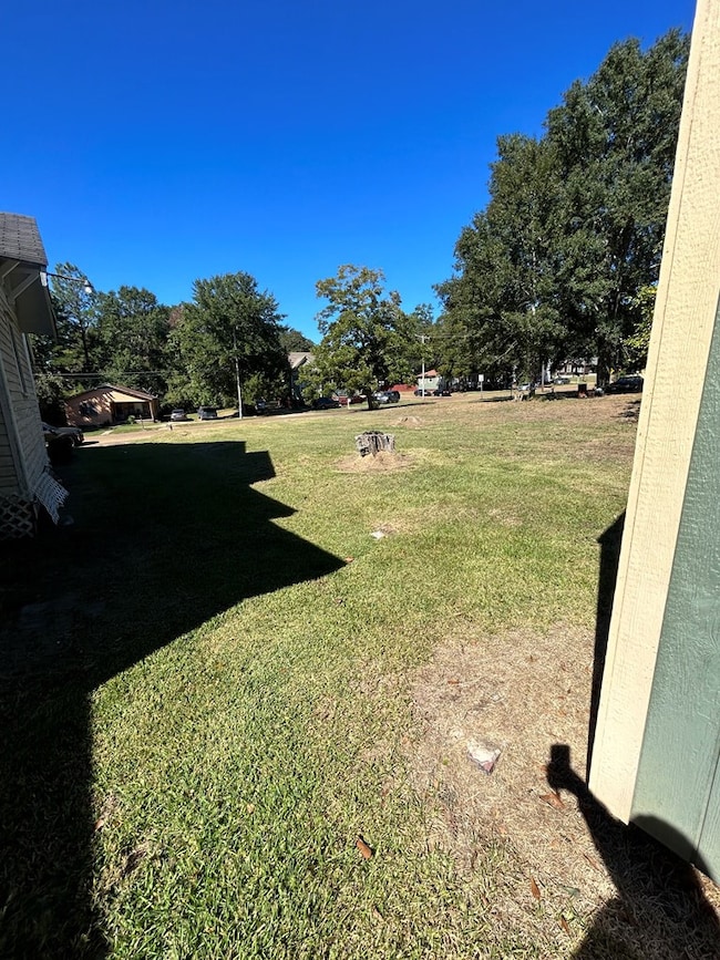 617 Edgar St, McComb, MS 39648 - photo 7