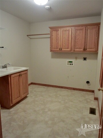 10409 Cedar Oaks Ln, Fort Wayne, IN 46835 - photo 7