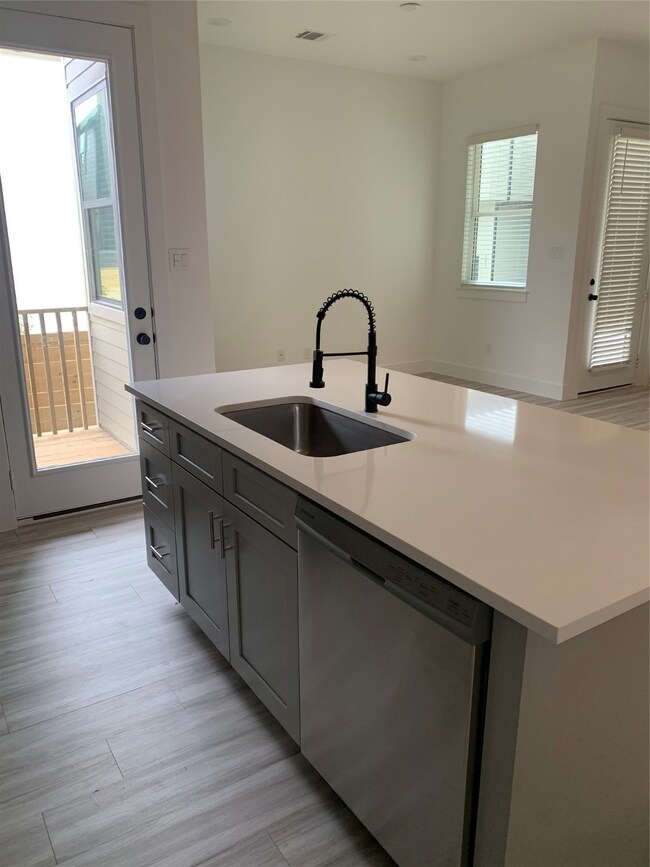 2500 Judiway St unit 2714, Houston, TX 77018 - photo 2