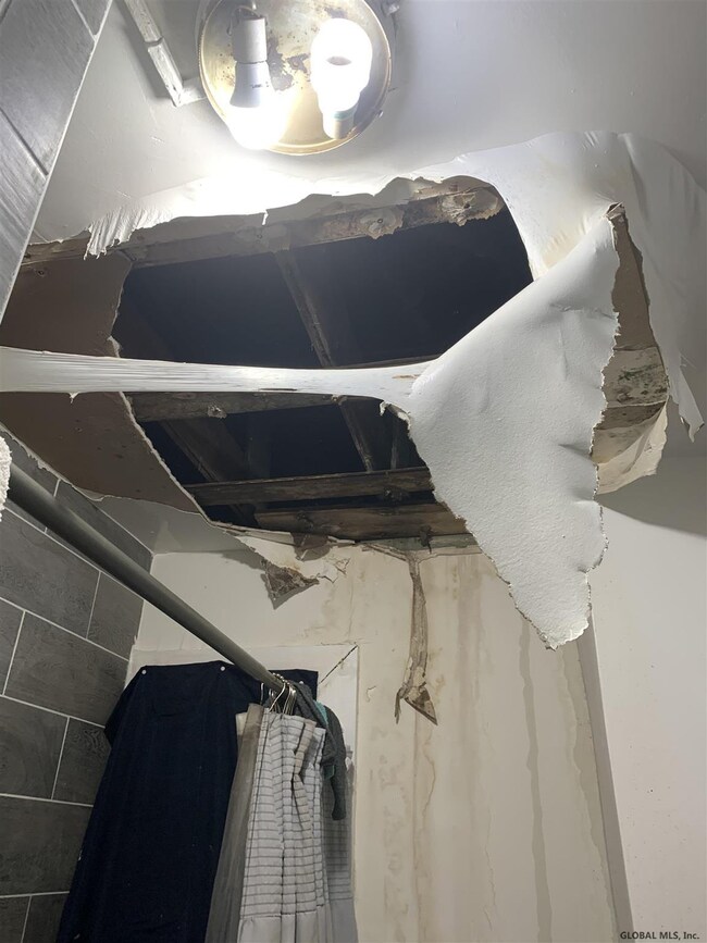 467 N Pearl St, Menands, NY 12204 - photo 5