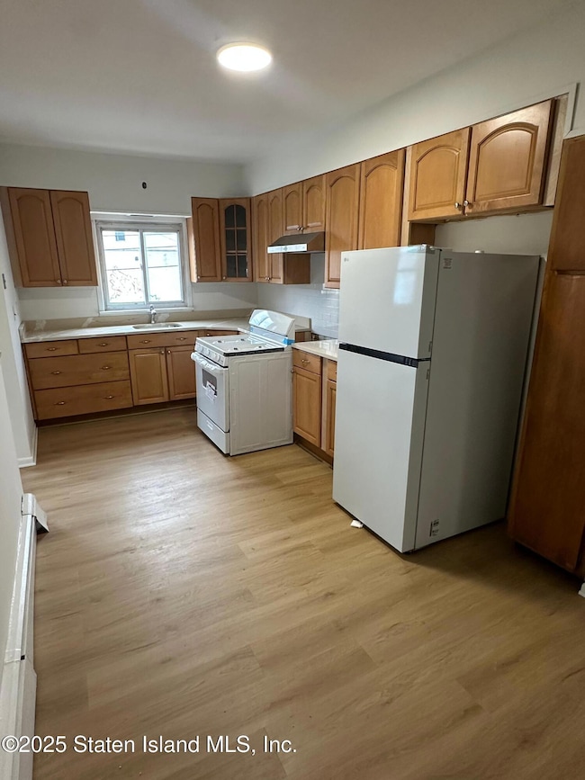 887 Manor Rd unit 2, Staten Island, NY 10314 - photo 4