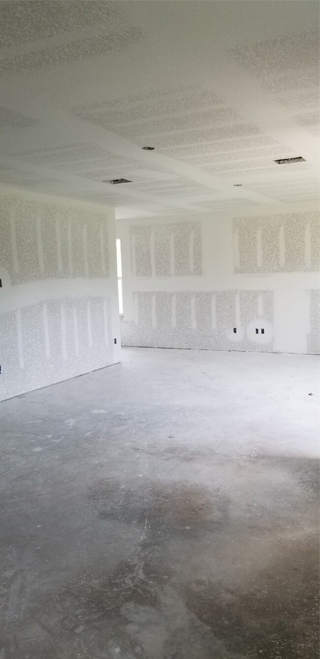 2908 5th St, Bay City, TX 77414 - photo 5