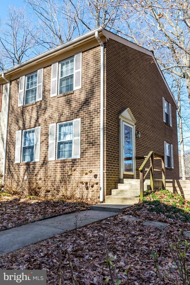 9156 Lambskin Ln, Columbia, MD 21045 - photo 2