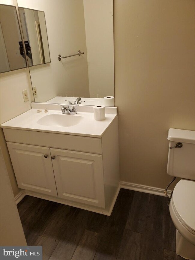 1216 W Lafayette Ave unit 2, Baltimore, MD 21217 - photo 6