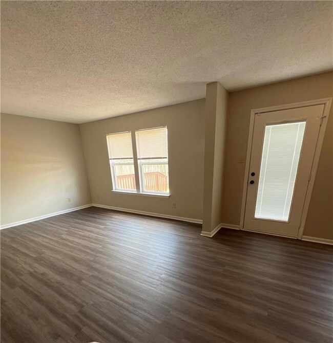 4520 Connaught Dr E, Plainfield, IN 46168 - photo 7