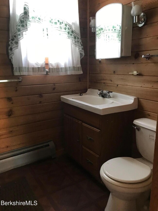 full bath 1st floor