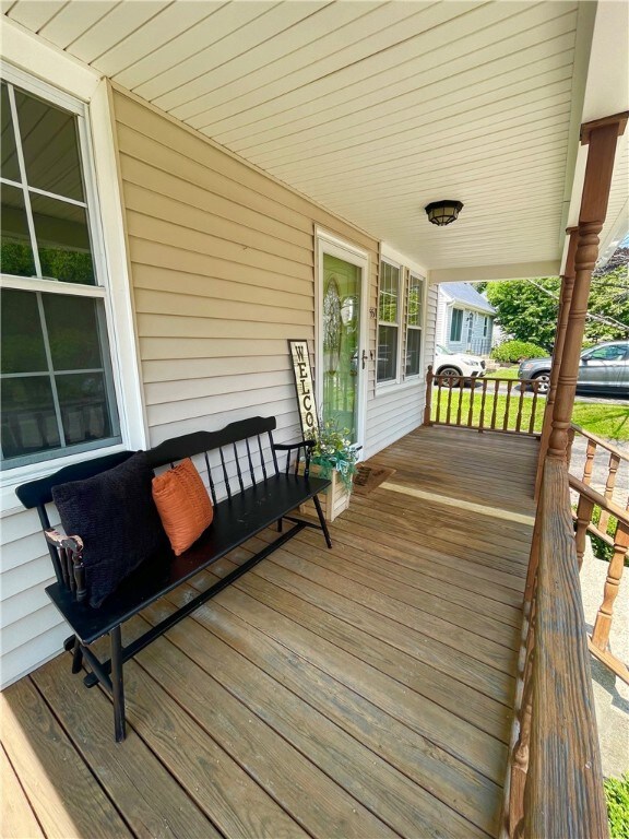 55 Weeks St, Cumberland, RI 02864 - photo 4