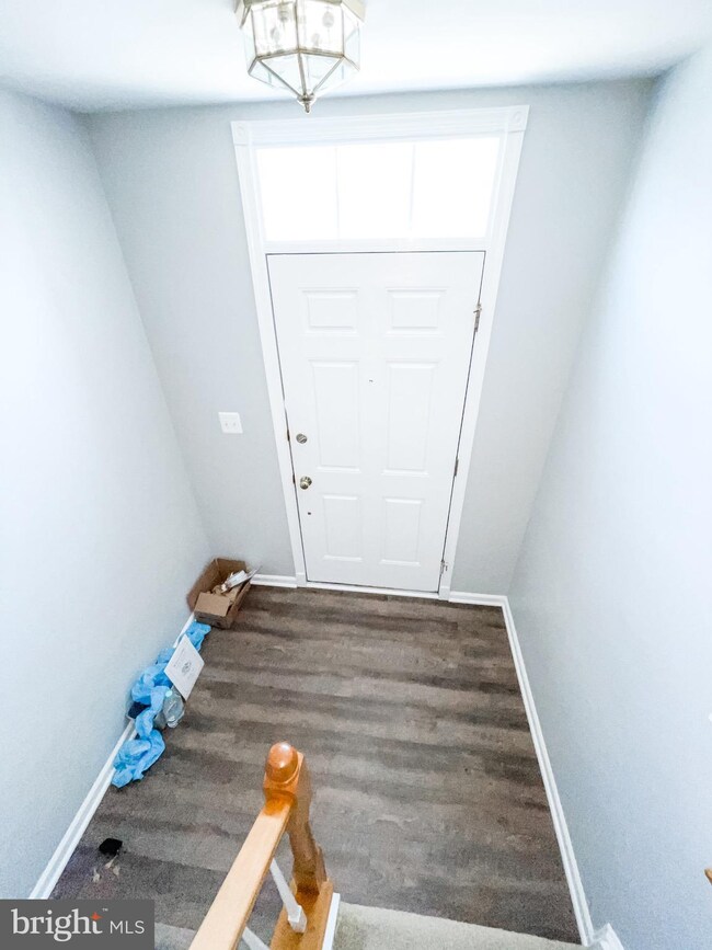 25383 Shipley Terrace, Chantilly, VA 20152 - photo 7