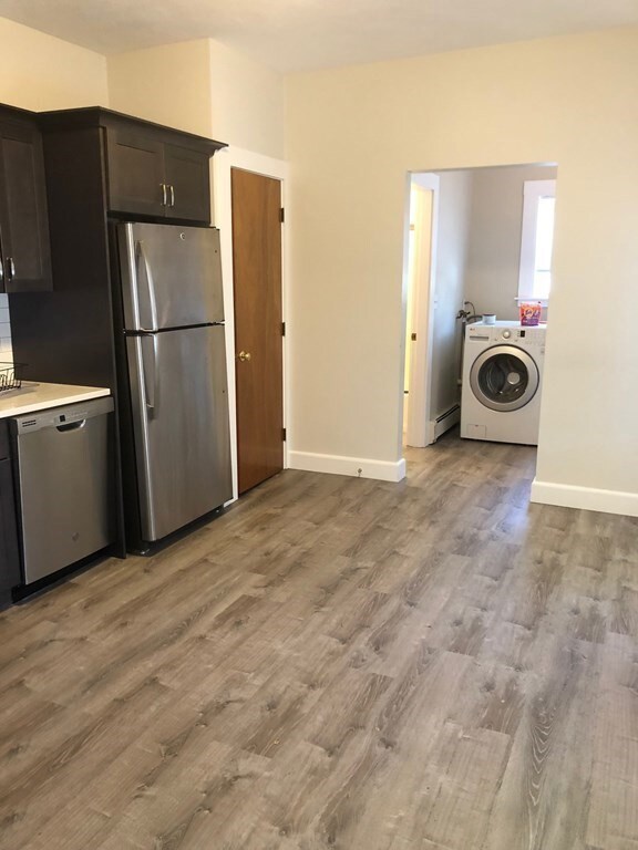 136 Summer St unit 1, Waltham, MA 02452 - photo 5