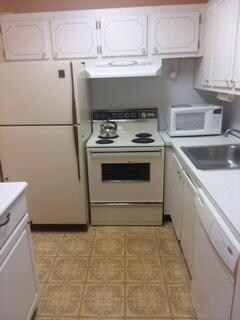 373 Sheffield P, West Palm Beach, FL 33417 - photo 6