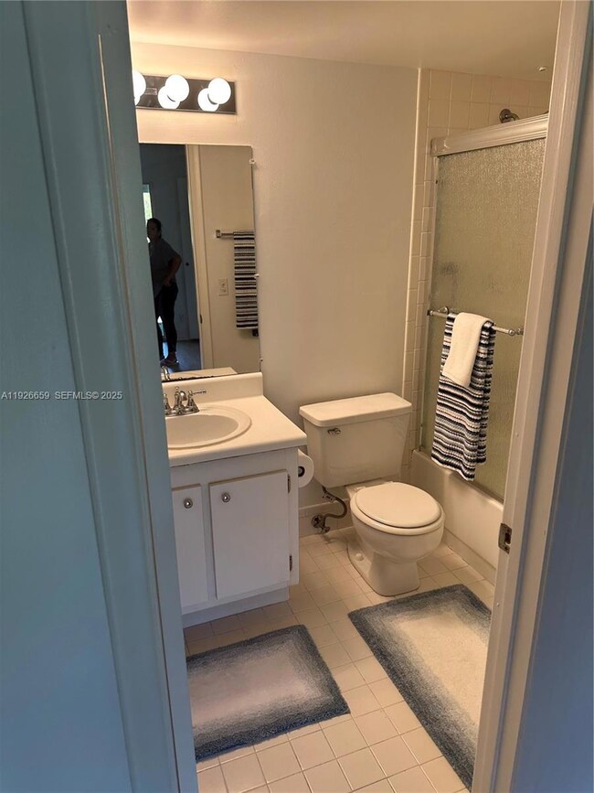 13255 SW 9th Ct unit 211G, Pembroke Pines, FL 33027 - photo 6