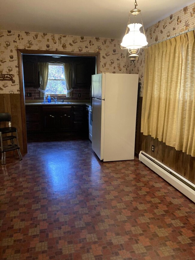 0380 sink in the kitchen alcove