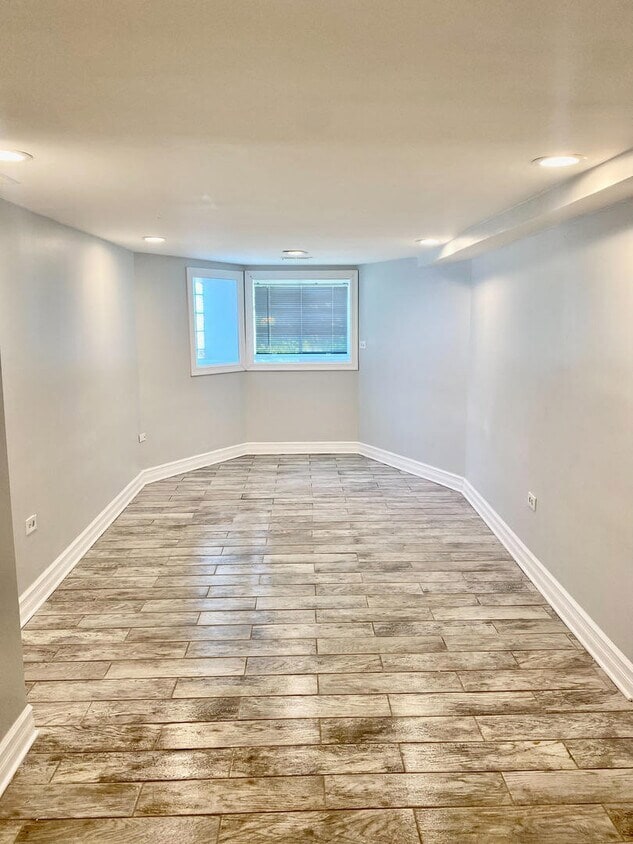 unlisted-address, Chicago, IL 60623 - photo 5