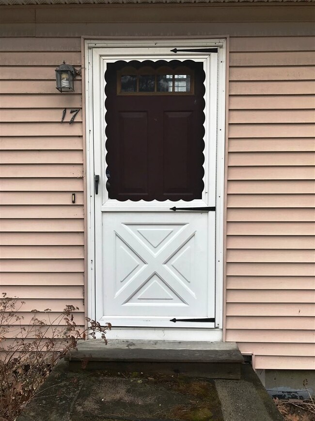 17 Wolf Rd, Lebanon, NH 03766 - photo 4