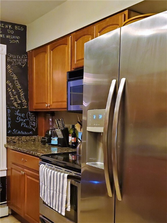 Handsome appliances for a comfortable cooking expe