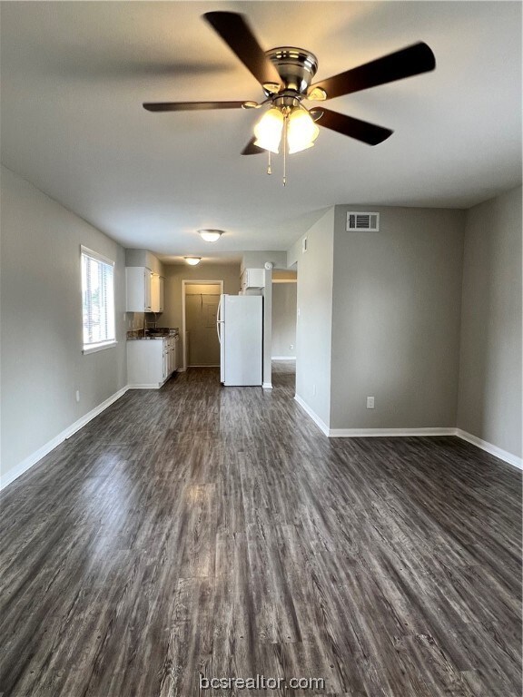 803 Autumn Cir unit A, College Station, TX 77840 - photo 4