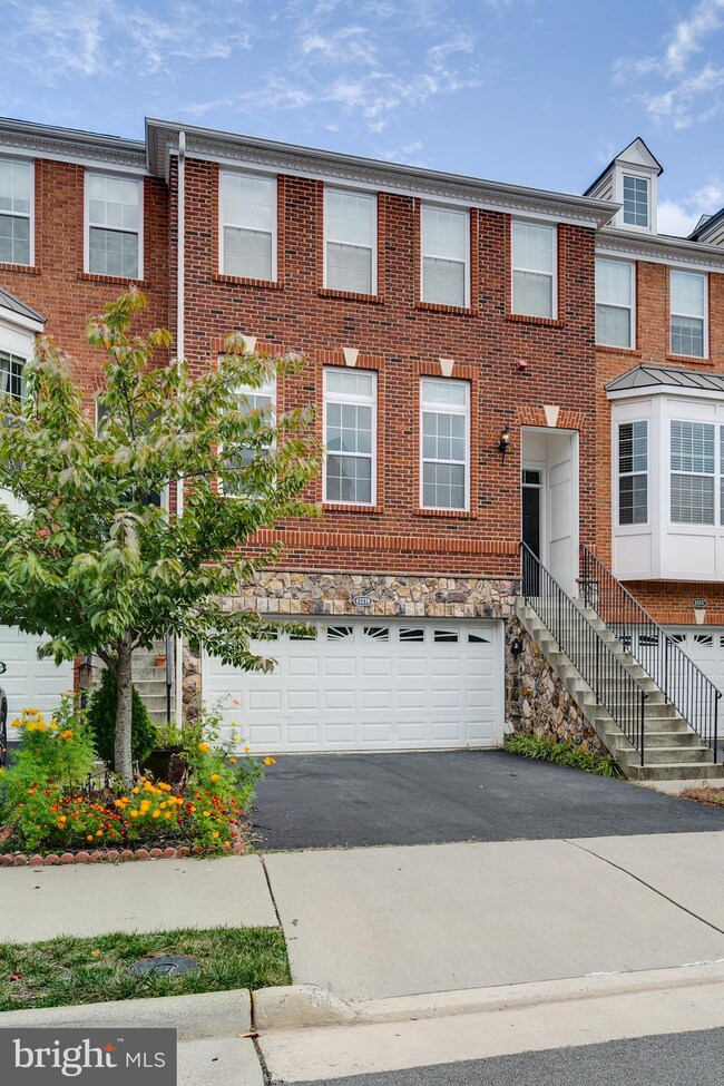 43239 Mitcham Square, Ashburn, VA 20148 - photo 3