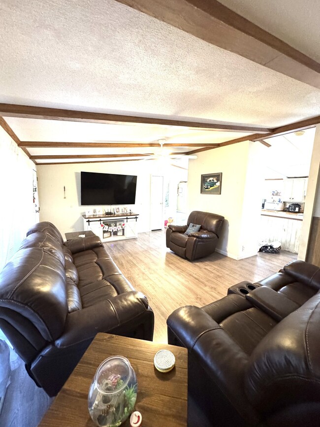 242 Carters Creek Pike, Columbia, TN 38401 - photo 5