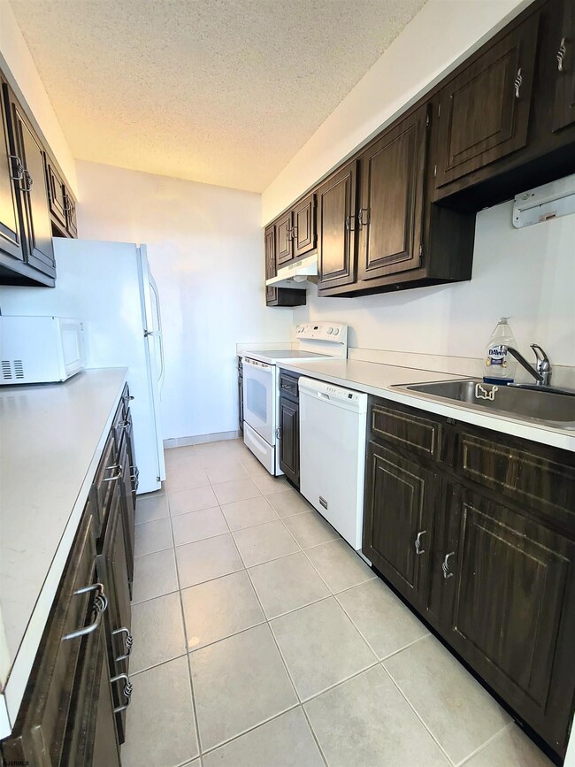 236 N Derby Ave unit 403, Ventnor City, NJ 08406 - photo 5