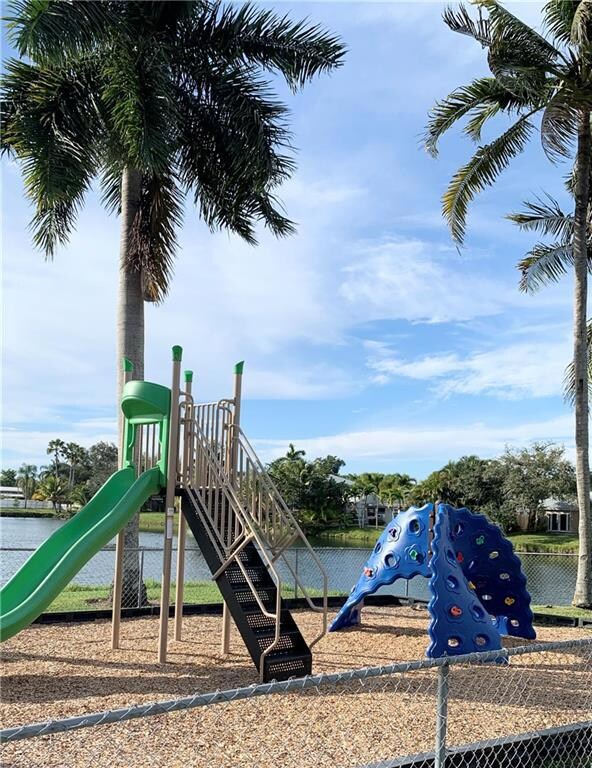 4230 SW 72nd Way, Davie, FL 33314 - photo 5