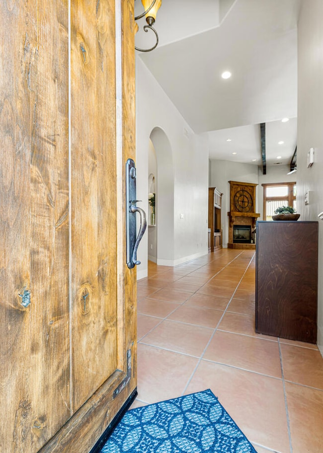 4749 W Harold Ave Visalia CA-large-001-0