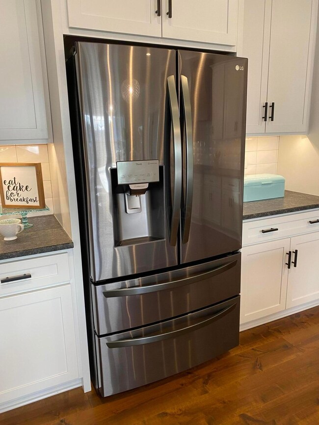 Bonus Fridge