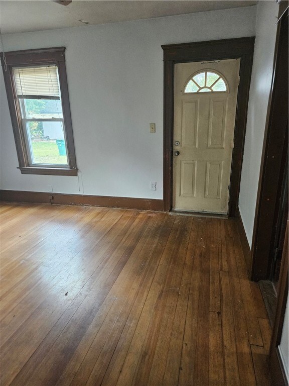 375 Cumberland Hill Rd unit 1, Woonsocket, RI 02895 - photo 2