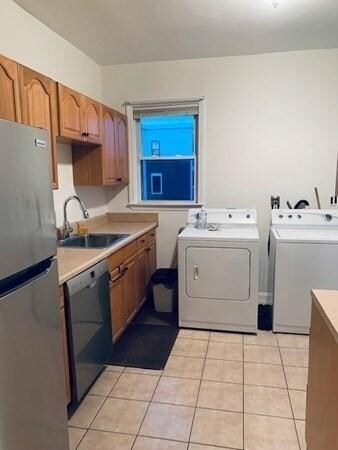 220 W 6th St unit 3, Boston, MA 02127 - photo 4
