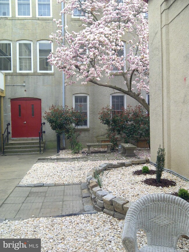 859 Washington Blvd unit C, Baltimore, MD 21230 - photo 3