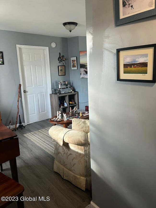 351 Schenectady St, Schenectady, NY 12307 - photo 5