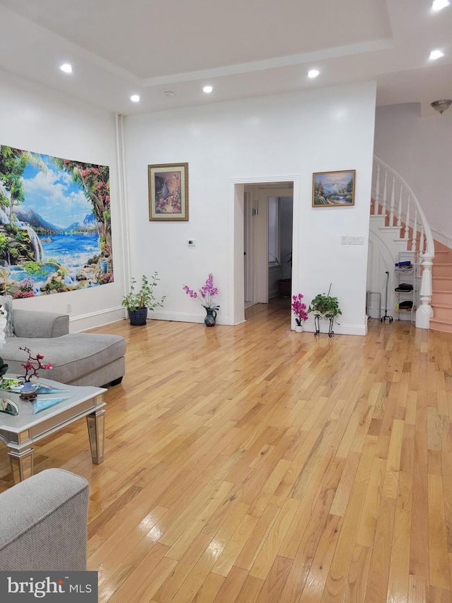 819 Chestnut St, Reading, PA 19602 - photo 4