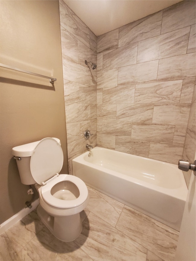 117 Valley Spring Dr, Arlington, TX 76018 - photo 5