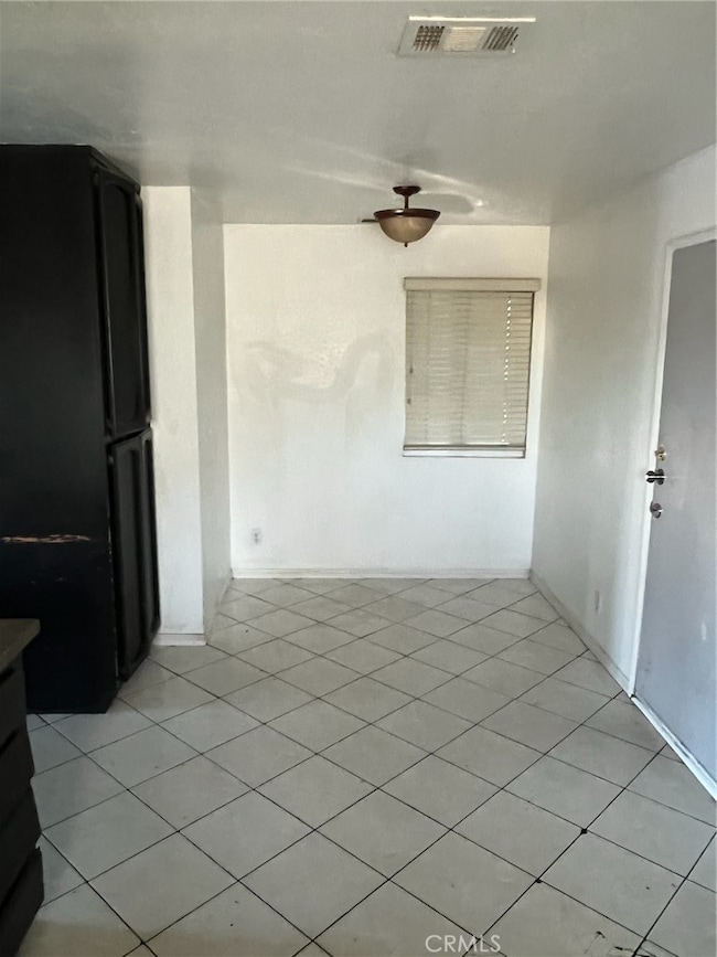 15404 Lindero St, Victorville, CA 92395 - photo 4