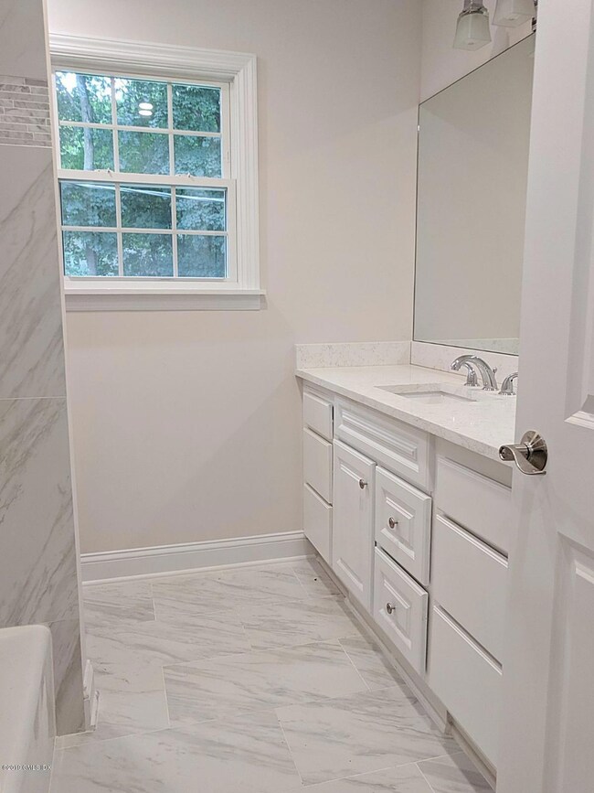 96 Valley Rd unit 6, Cos Cob, CT 06807 - photo 7