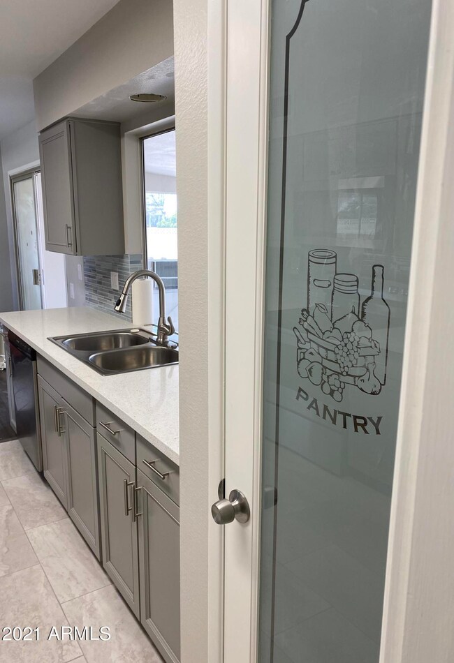 Barbara Blanchard - 5 pantry