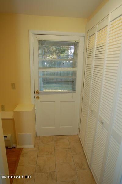 49 Moshier St, Greenwich, CT 06831 - photo 5