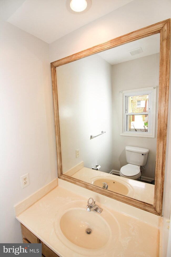 7887 Blue Gray Cir, Manassas, VA 20109 - photo 7