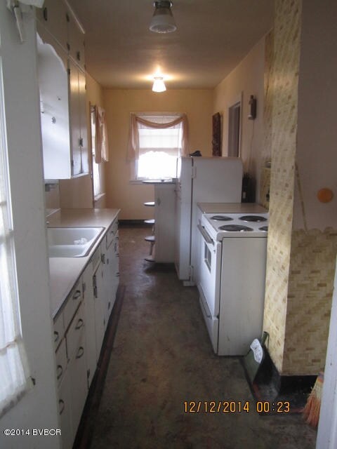 214 S. 4th St