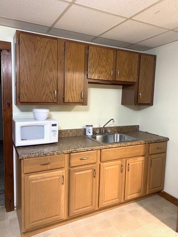 1 Highland Ave unit 1, Ludlow, MA 01056 - photo 4