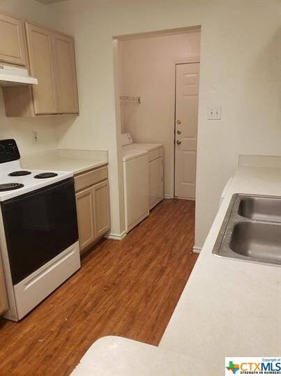 125 Cedargrove unit 127, San Marcos, TX 78666 - photo 3