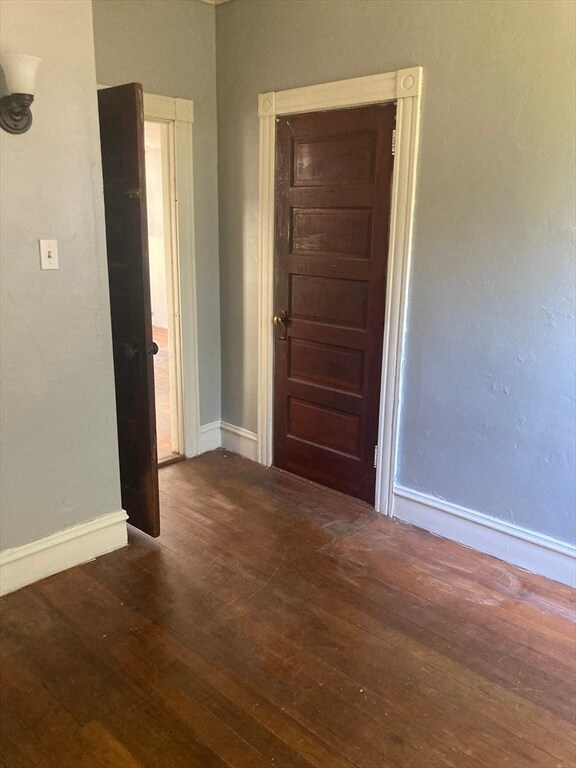 167 Irving St unit 1, Fall River, MA 02723 - photo 4