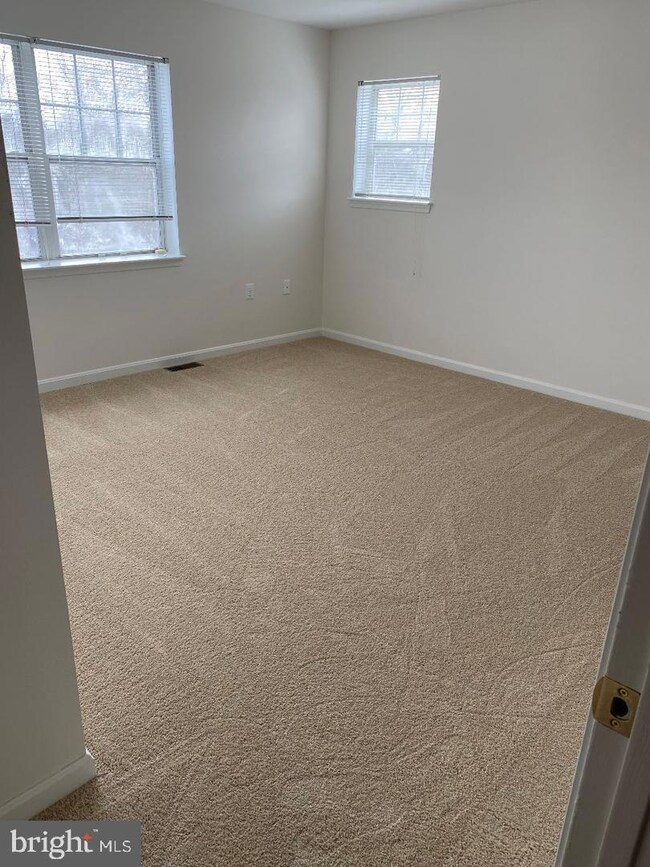 525 Mcmanus Way, Towson, MD 21286 - photo 7