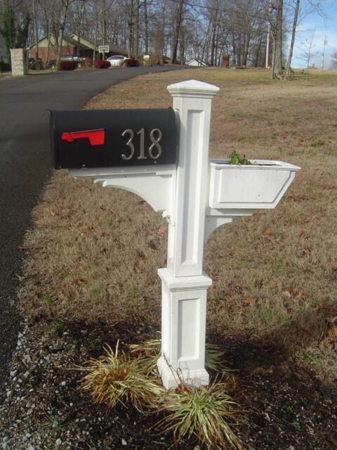 318 Hilltop Dr, Shelbyville, TN 37160 - photo 2