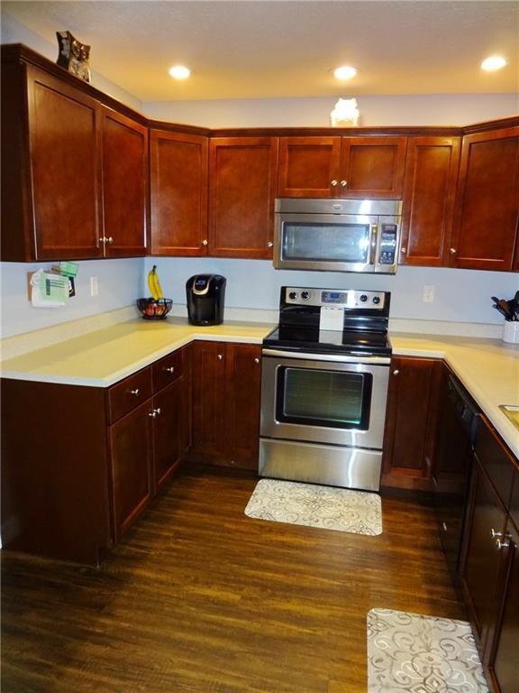 1214 W Tarkington Dr, Greensburg, IN 47240 - photo 7