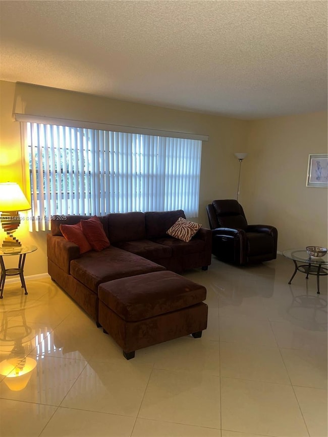 3405 Bimini Ln unit J4, Coconut Creek, FL 33066 - photo 3