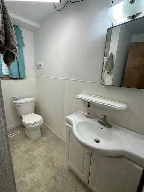 2009 Great Bend Blvd, Windom, MN 56101 - photo 7